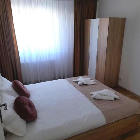 Pensiunea Eden House Craiova Kültér fotó