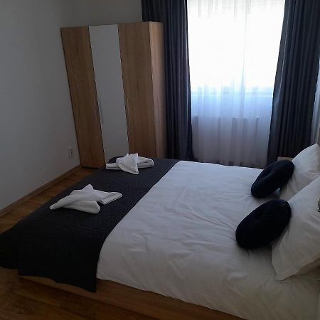 Pensiunea Eden House Craiova Kültér fotó